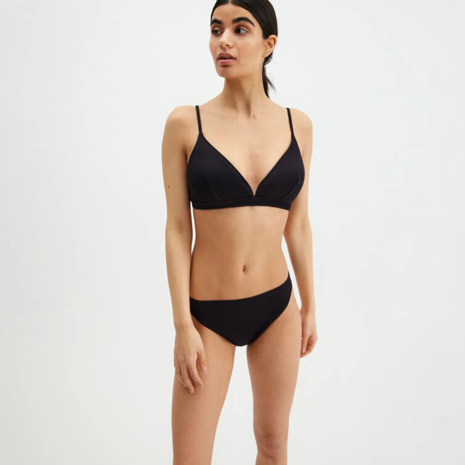 bikinitopp_2-2.webp Online Bikinitopp Dame Badetøy