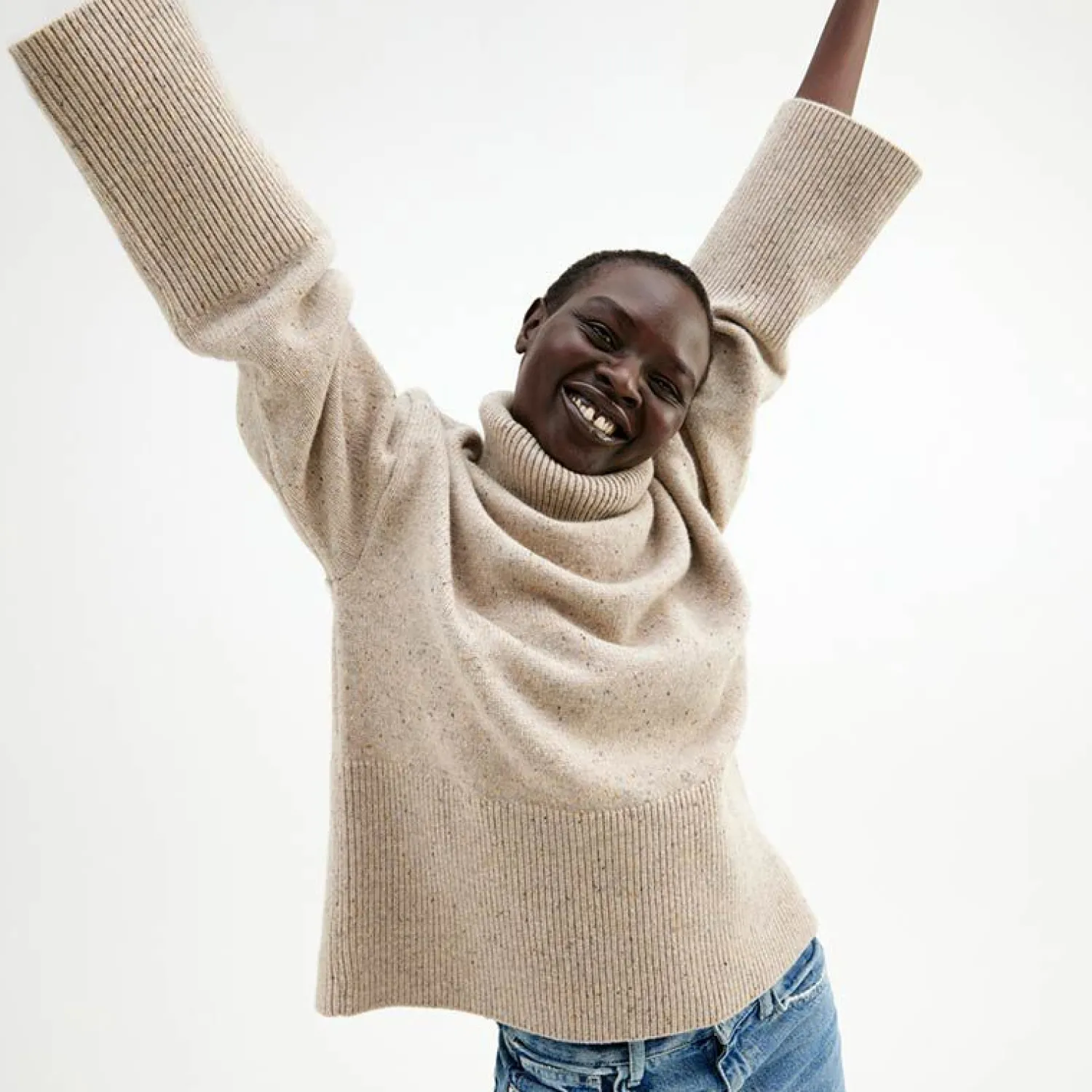 oversized_hoyhalset_strik_3-10.webp New Oversized Hoyhalset Strikkegenser Dame Loungewear