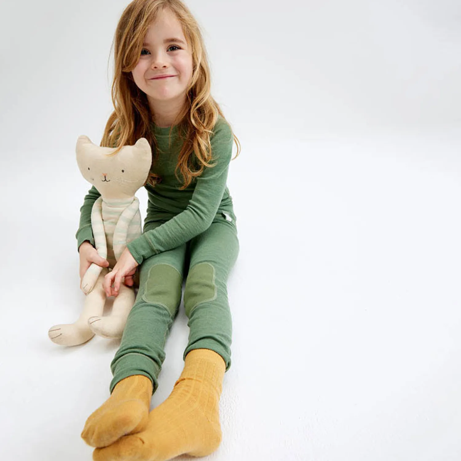 stilongs_ull_barn__ar_1-7.webp Online Stilongs Ull Barn 1-8 Ar Barn Underdeler